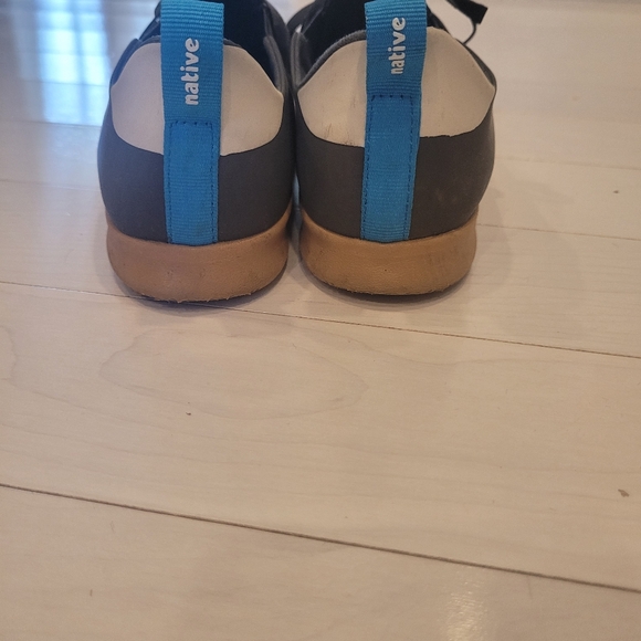 Native Shoes Boys Dress Shoes - Picture 3 of 3